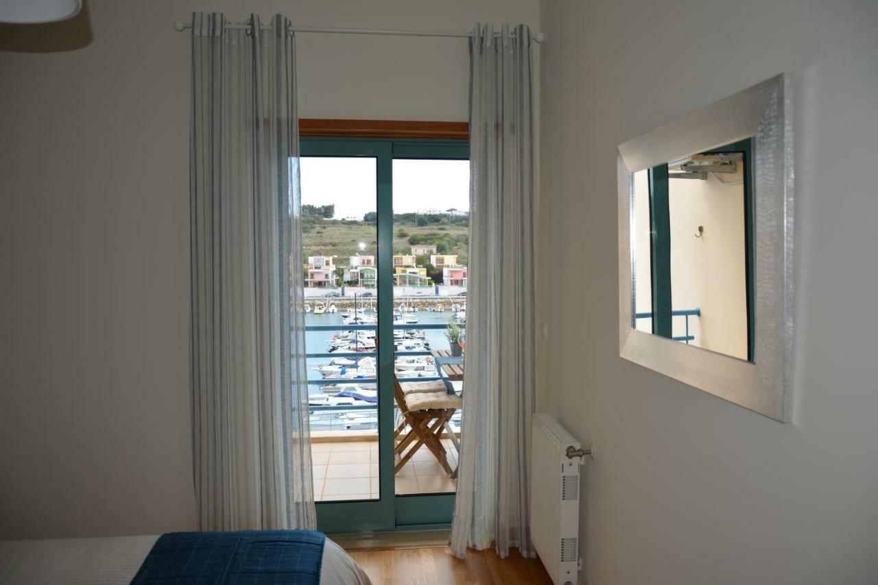 Stunning Apartment With Marina Views البوفيرا المظهر الخارجي الصورة
